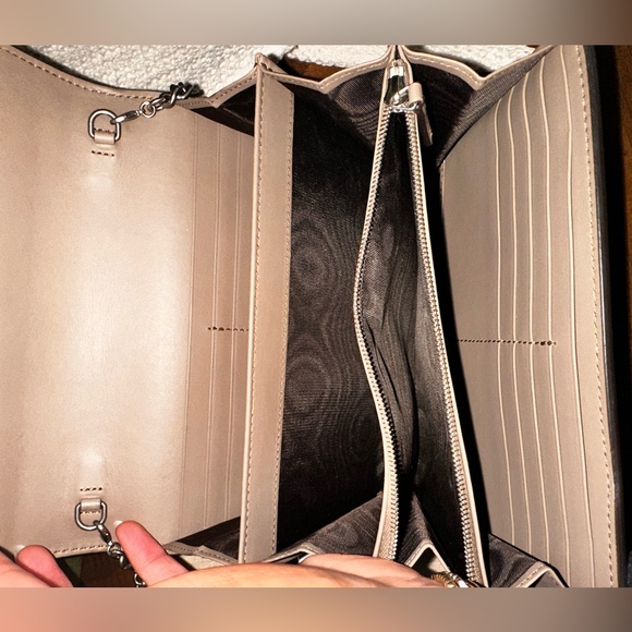 Gucci Dionysus GG supreme crossbody shoulder bag with box and dust bag - Picture 13 of 14